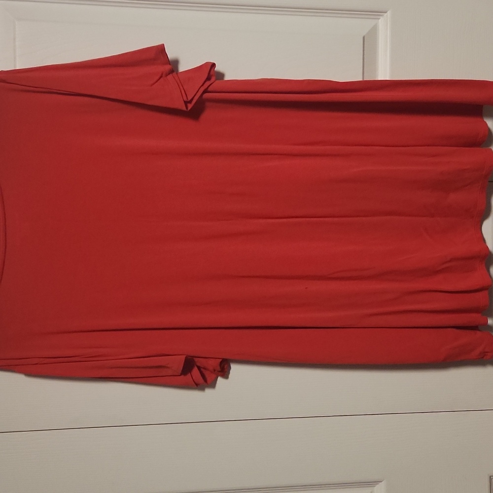 Women's Short Sleeve Top - Picture 3 of 5
